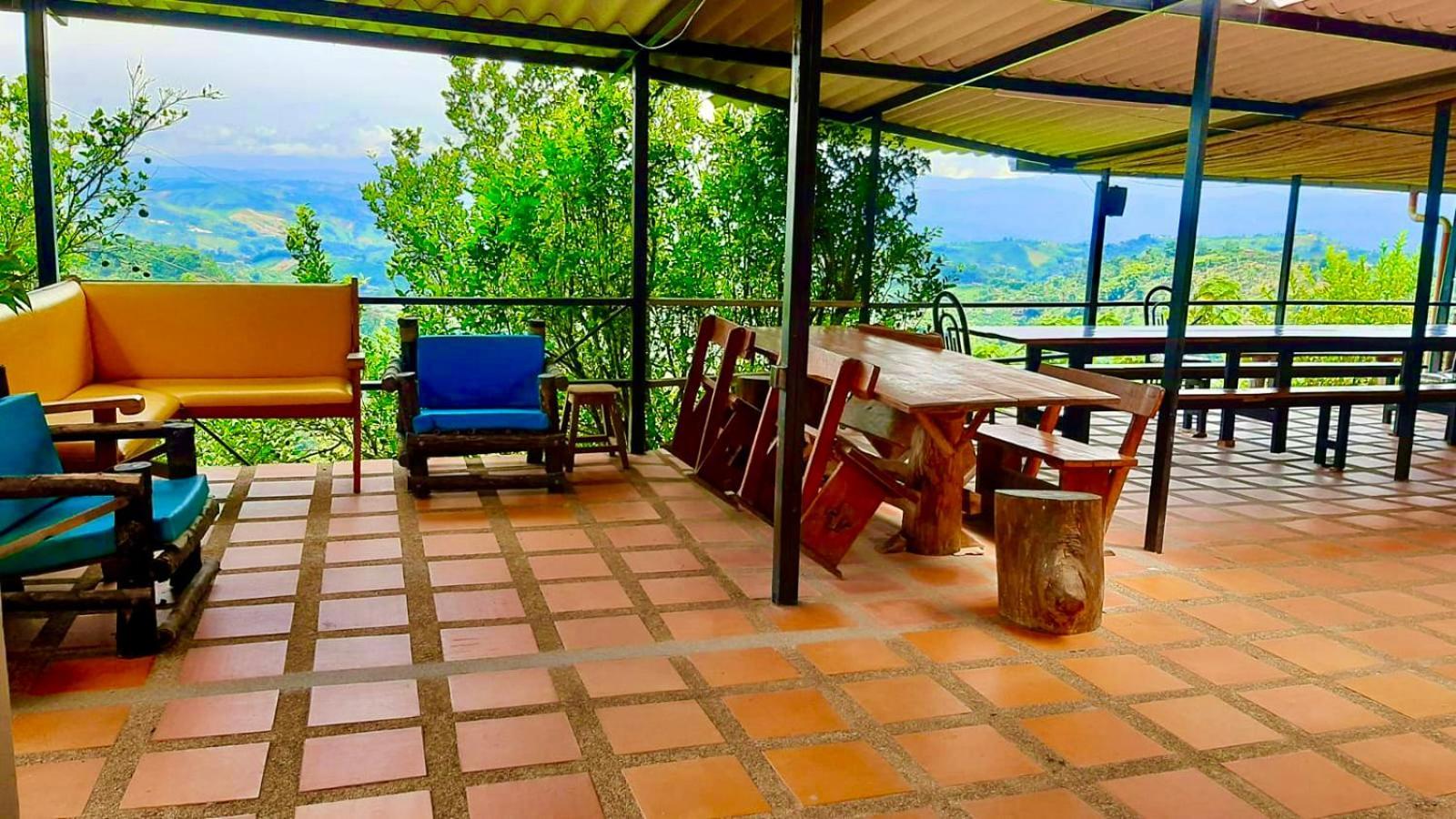 Mountain View Hostel San Peregrino Eksteriør billede